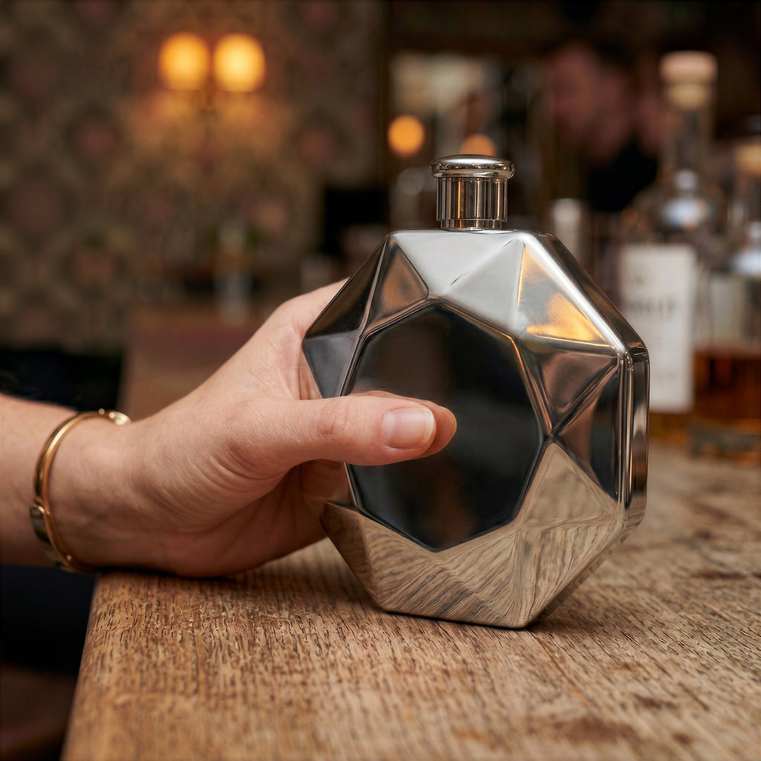 Luxe Diamond Flask - Stainless Steel
